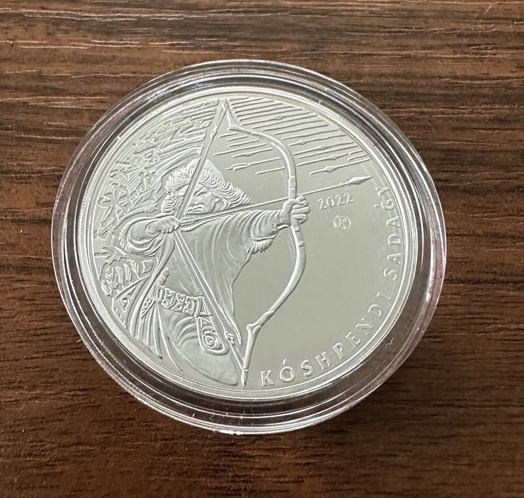 Лук Кочевника/Көшпенді садағы - серебрянная монета Казахстана