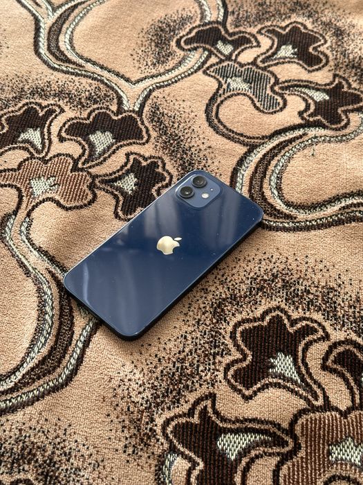 Iphone 12 обычный 120с торгом