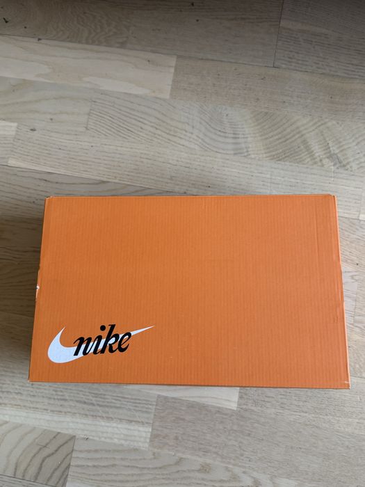 Nike кроссовки оригинал