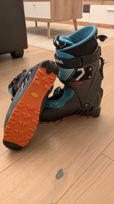 Clapari Schi de Tura SCARPA F1 29,5 (45)