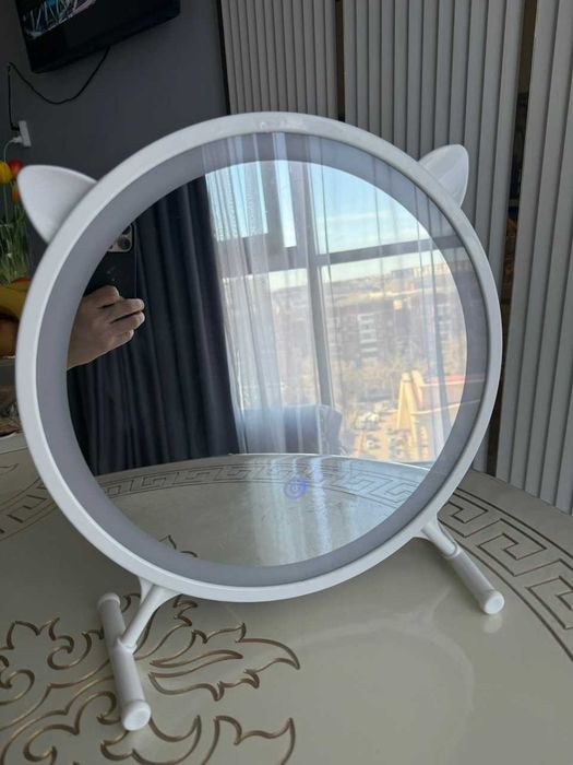 Зеркало настольная