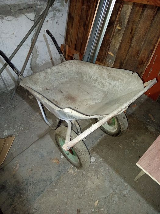 Продам тачку  5000.