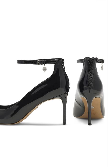 Обувки Nine West