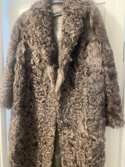 Продам шубу каракульча