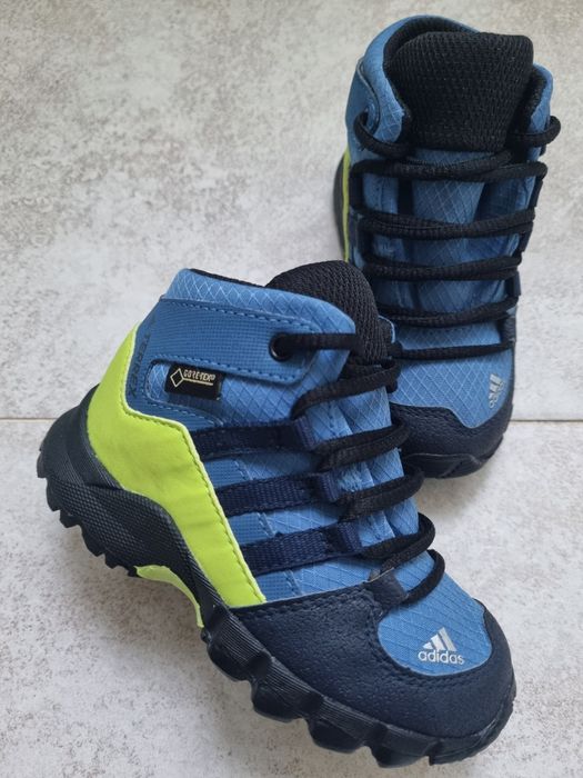 Детски зимни обувки ADIDAS TERREX 22 номер