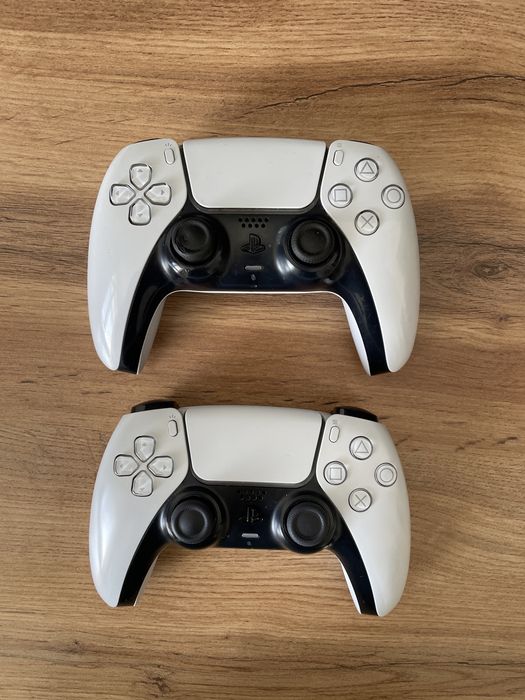PS5 2джостика игры есть