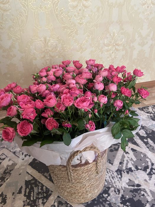 Цветы, кустовые розы