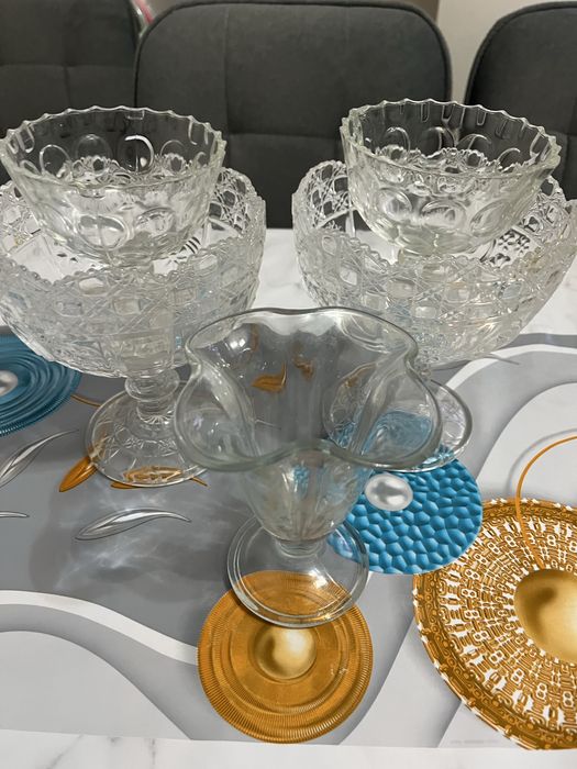 Стаканы разные и креманки