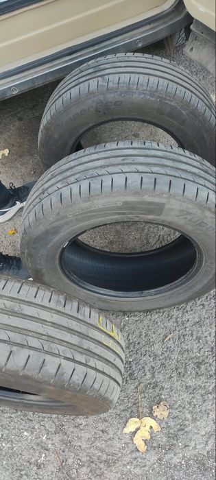 Летни гуми 215/65R16