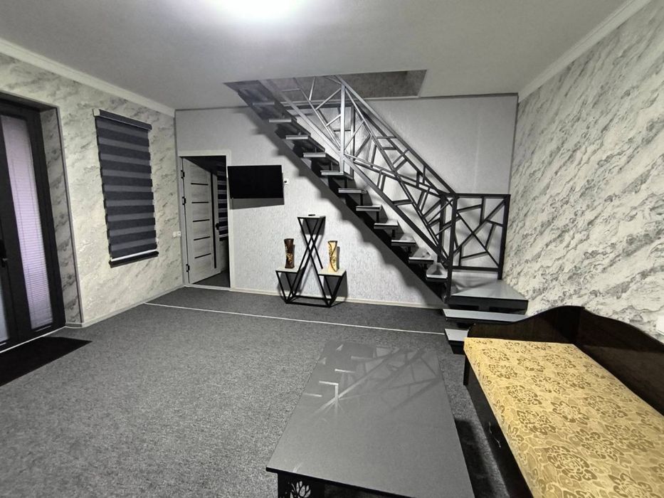 Янгийул шахарда Коттедж сотилади.