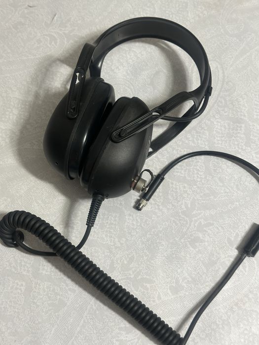 Продам наушник хр деус 2