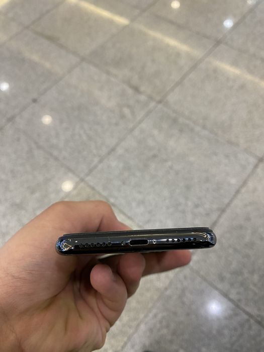 Продам срочно Айфон Х