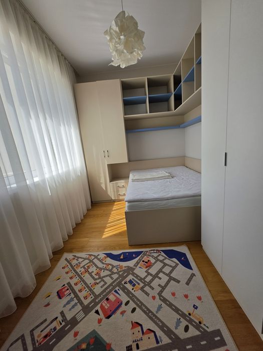 3 camere, Pipera, Catted Family, et. 1/3