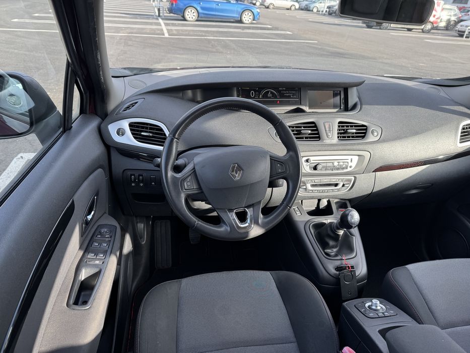 Renault Scenic 1.2 TCE 122000 km