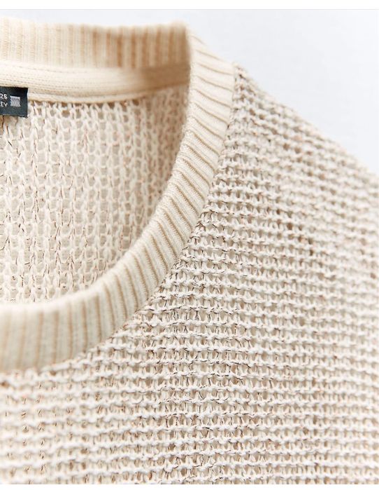 Set costum casual brand Zara bej fir auriu discret