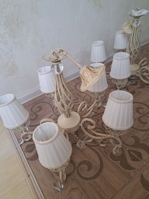 Люстры 3 шт, 1 шт разный