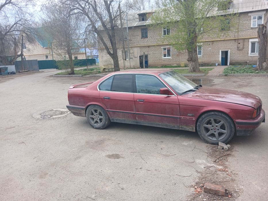 Продаётся Машина