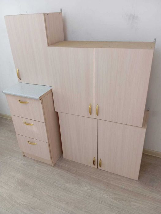 Кухонный гарнитур бесплатно