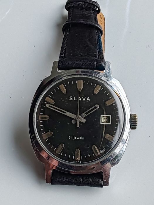 Ceas Slava Calendar Mecanic 21 rubine Funcționează excelent!