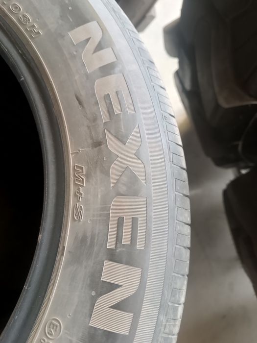 Продам шины 235/60/18