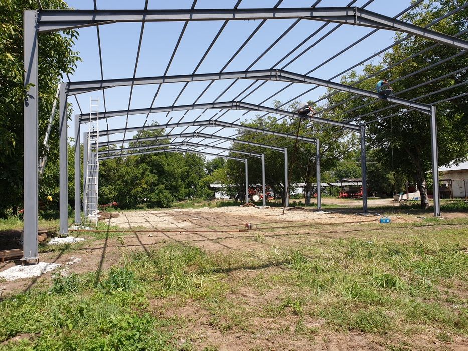 Hala metalica structura metalica