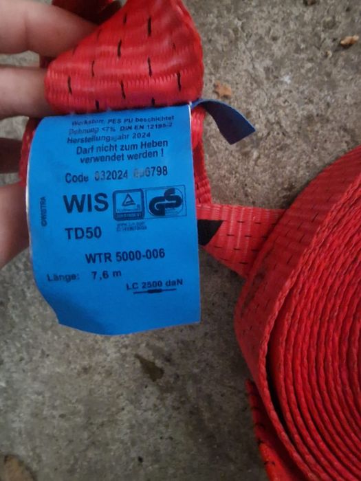 Vând chingi cu tot cu clichet fiecare