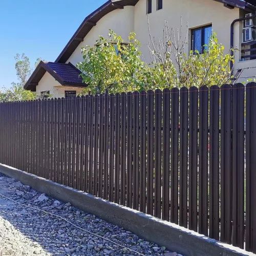 Garduri din sipca metalica, panou tip jaluzele, tabla, plasa si BCA