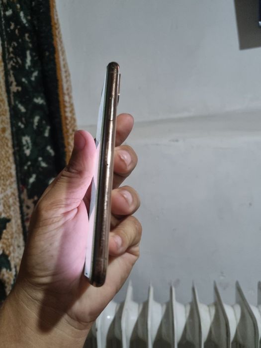 Iphone xs holati idial pamit 256 100 feys truton hamasi bor