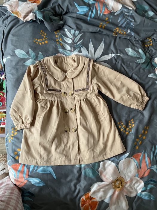 Плащ для девочки