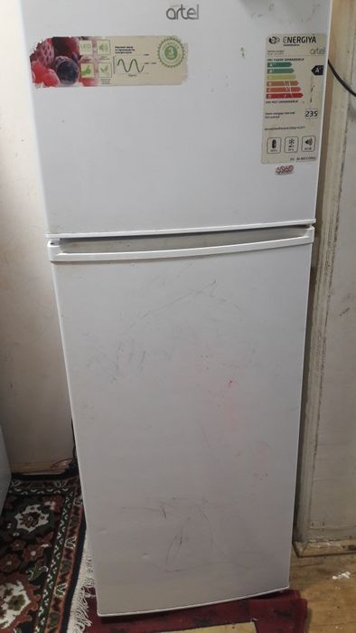 muzlatkich xoladilnik sotiladi