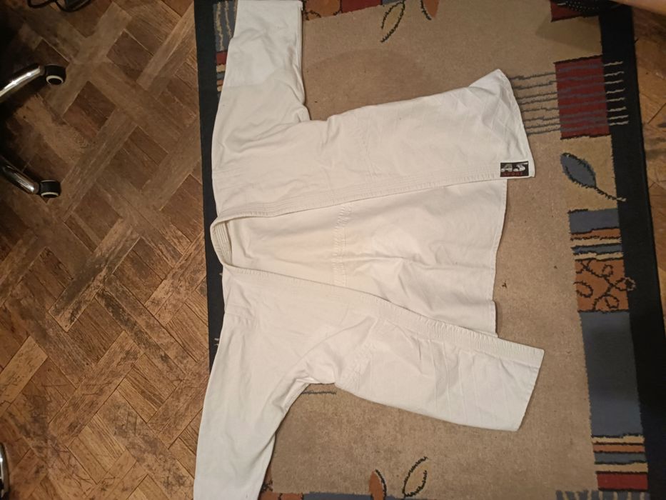 Продам кимоно для борьбы