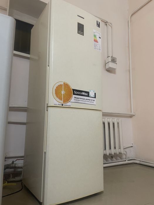 Самсунг-1,85см.A+ NO FROST