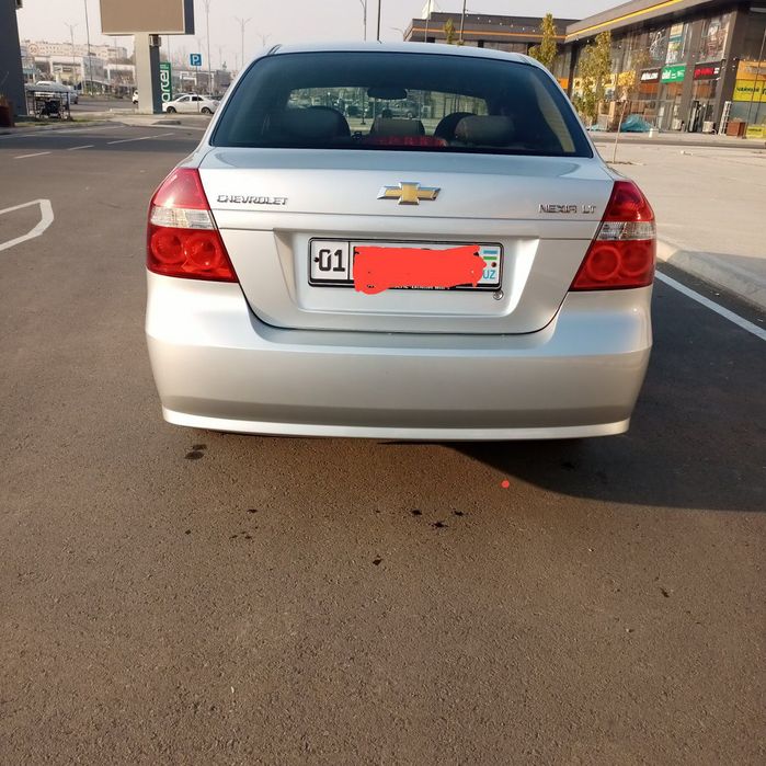 Nexia R3 avto mashinasi sotiladi