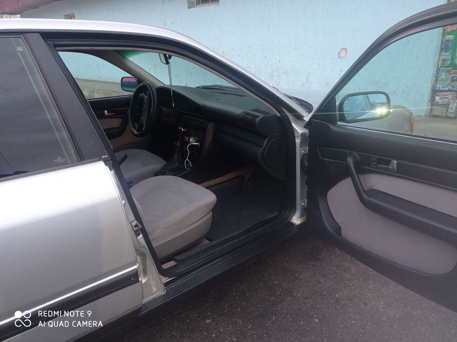 Ауди 100  с4  .,,