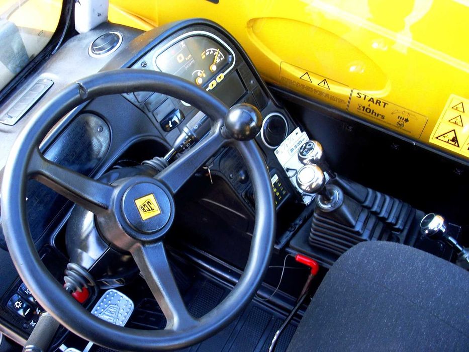 Телескопический погрузчик JCB 535-95