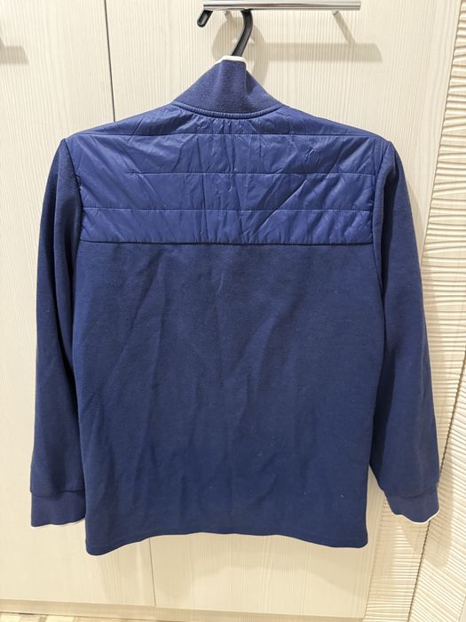 Продам ветровку на мальчика