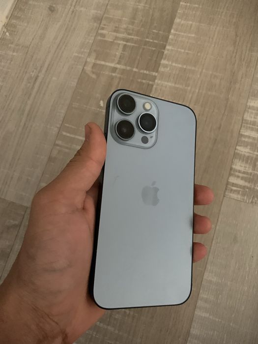 Iphone xr 13 pro korpsda rangi chroyli.