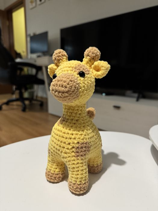 Плетена играчка жираф
