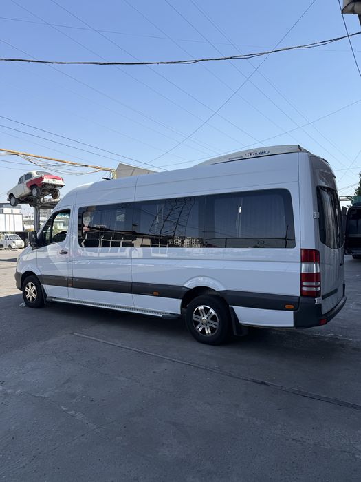 Сотилади микроавтобус Mercedes Benz Sprinter