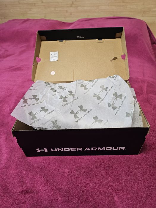 UNDER ARMOUR Обувки UA Charged Surge 4, 42 номер/26.5см