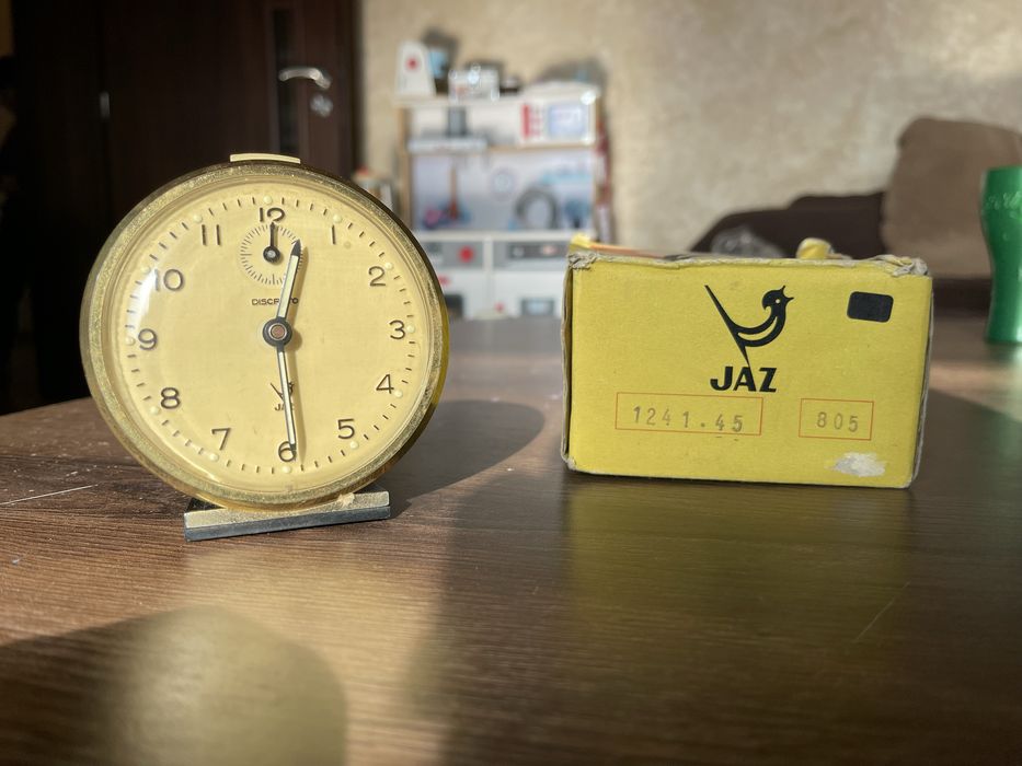 Френски Винтидж часовник JAZ 1978г.