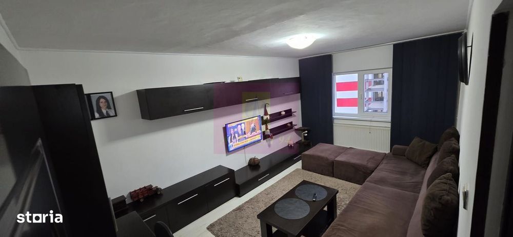 Apartament cu 2 camere de vânzare în Câmpina, zonă Central
