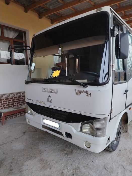 Srochno Sotiladi Isuzu 2011