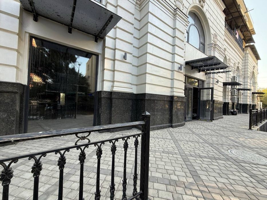 Аренда Нежилое помещение ЖК Kazakhstan 376 м2