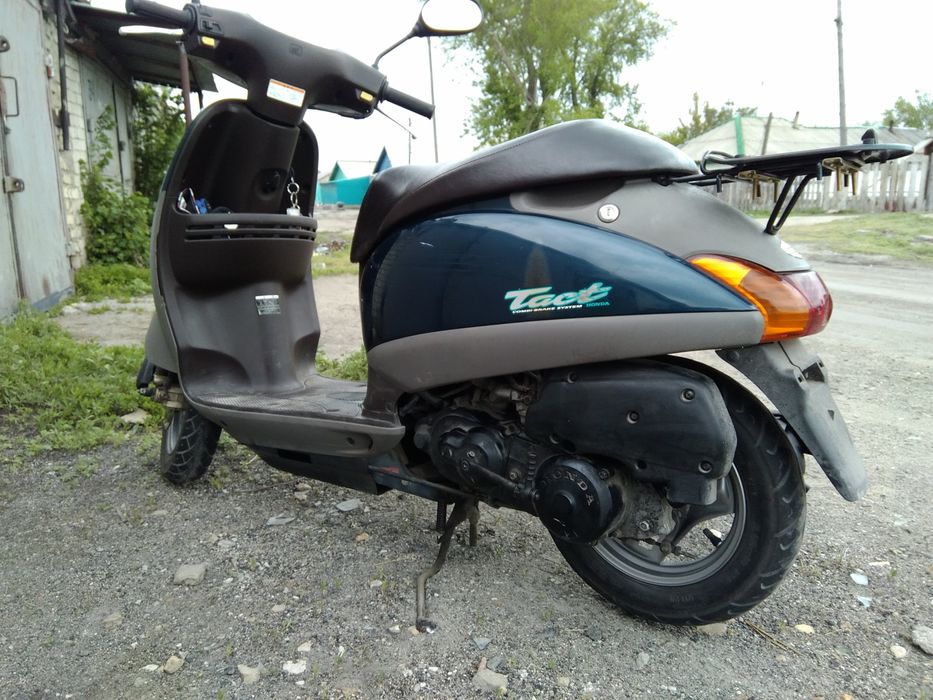 Продам скутер HONDA tact af51