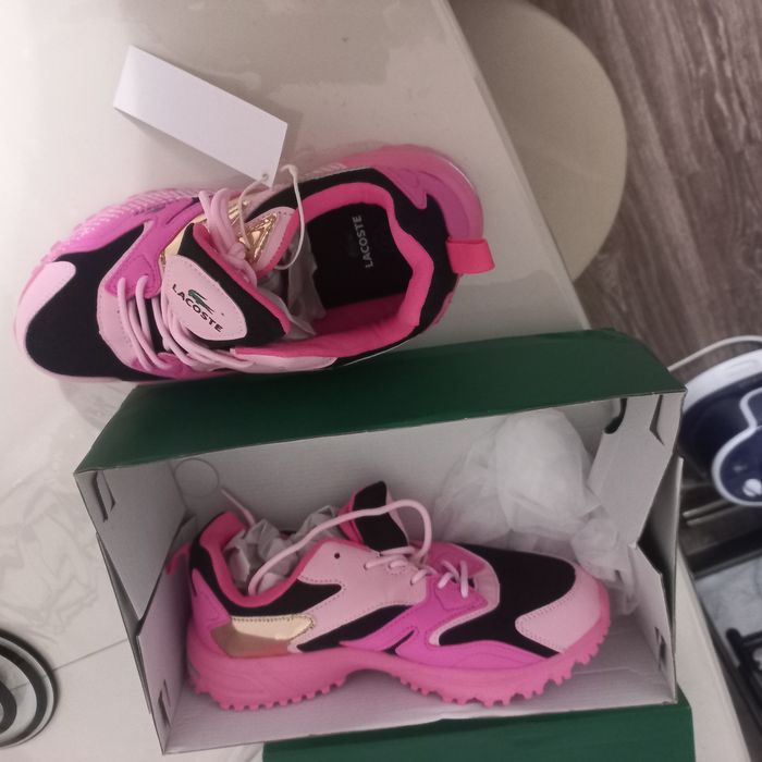 Кроссовки лакоста