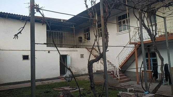 Продается участок в Таш.область, район Алмалык.