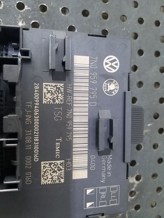 Modul calculator usa stanga spate skoda yeti 5l 7n0959795d