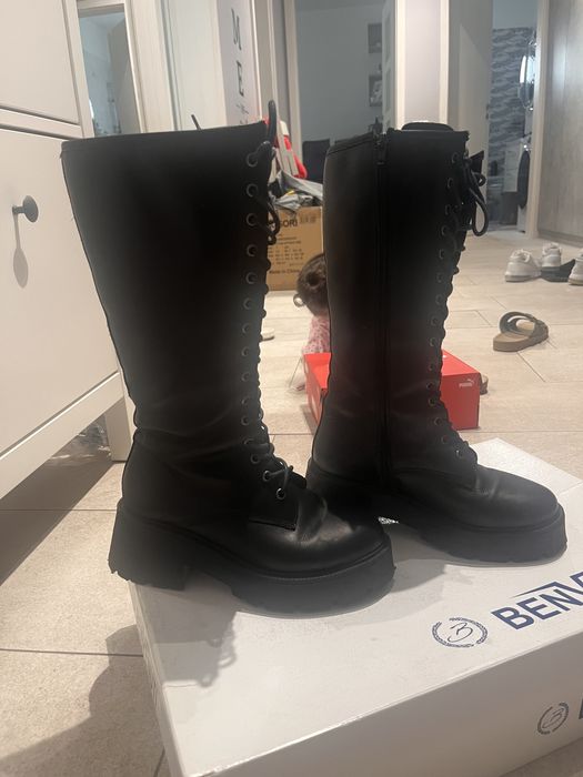 Cizme dama inalte cu putin toc