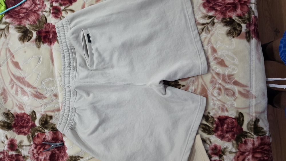 Pantaloni pull bear